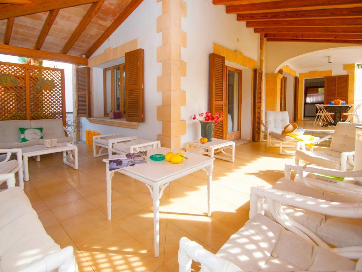 Villa Camila Para 7 Junto A Playa De Sant Pere Алькудия Экстерьер фото